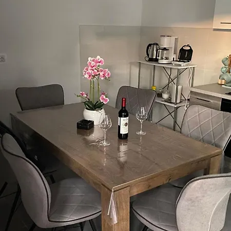 Aldis Apartment